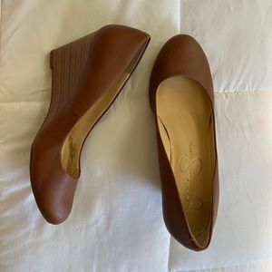 Jessica simpson wedges size 7.5